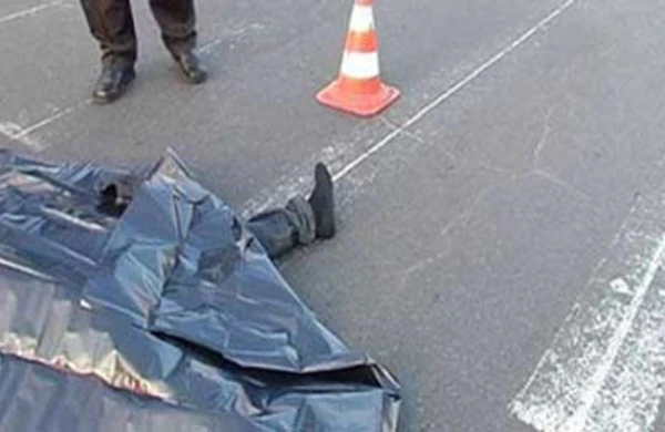 Bakıda dəhşətli anlar!Kişi maşının altında qaldı