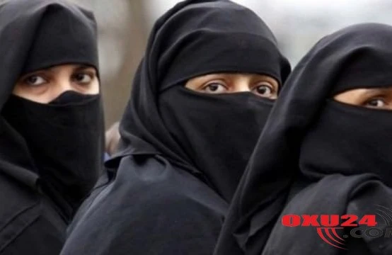 Tehranda tələbələr hicaba qarşı etiraz ediblər