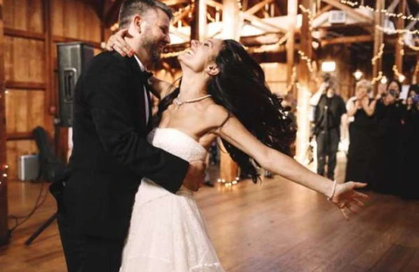 İNANILMAZ! Toyun ortasında cinsi əlaqəyə girirlər