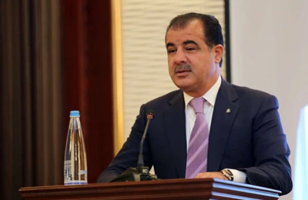 Elmar Vəliyevin nömrəsini əlindən aldılar