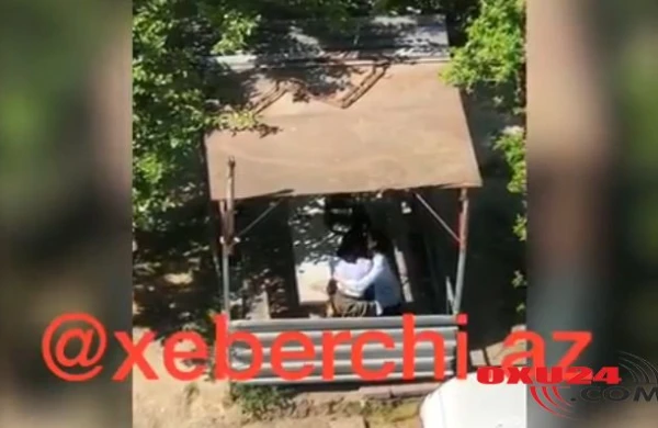 Bakıda iki məktəbli qız intim əlaqəyə girdi - FOTO