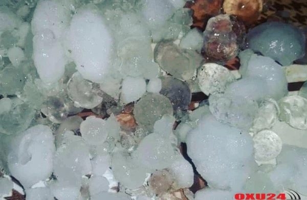 Qaxa diametri 16 mm olan dolu düşüb