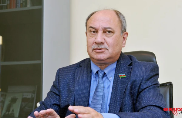 “Fuad Abbasov Türkiyə vətəndaşıdır, getsin Türkiyəyə” – Araz Əlizadə