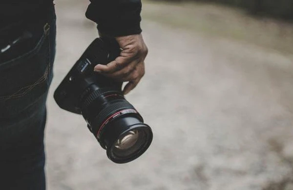 Azərbaycanda fotoqraf faciəvi şəkildə öldü