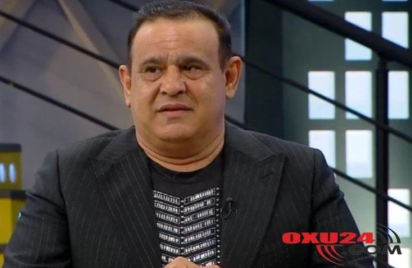 Azərbaycanlı müğənni 54 yaşında yenidən ata oldu - FOTO