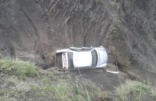 Bakıda “Hunday” dərəyə uçdu