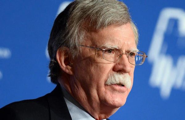 Sirlər açılır: Rusiya İranı ABŞ-a satır? - Boltonun sensasion planı