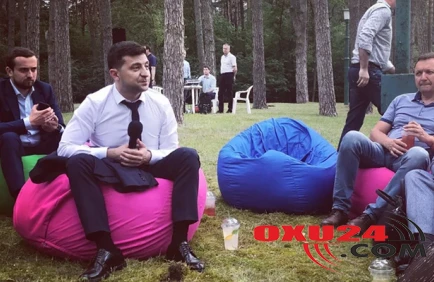 Zelenski meşədə mətbuat konfransı keçirdi - Fotolar