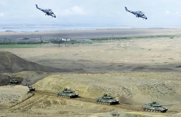 Azərbaycan təyyarələri havaya qaldırıldı - Qarabağda MÜHARİBƏ BAŞLAYIR?