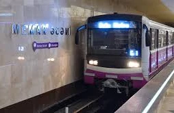 Bakı metrosunda problem - Sərnişinlər boşaldıldı, hərəkət iflic oldu