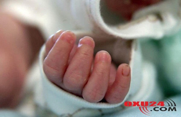 Körpə gölməçədə boğularaq öldü - Azərbaycanda