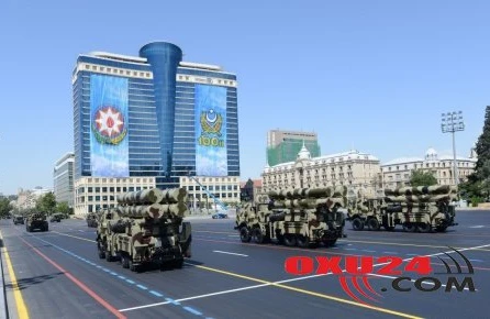 Azərbaycanda Silahlı Qüvvələr Günüdür