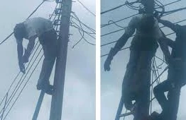 Dəhşətli görüntü: Əlini elektrik dirəyinə vurdu külə döndü