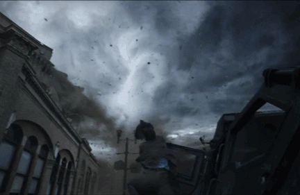 Qorxunc görüntü: Tornado şəhəri darmadağın etdi