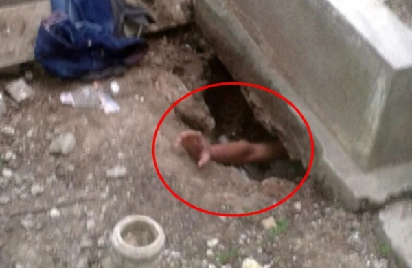 Qəbirə kamera qoydular: Gördüklərindən şoka düşdülər