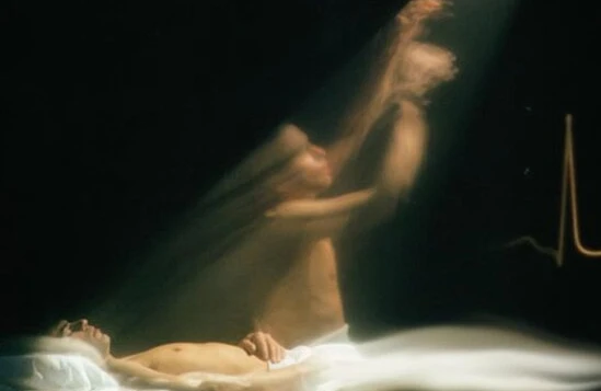 Azərbaycanda MÖCÜZƏ: Ticarət mərkəzində ölən uşaq DİRİLDİ