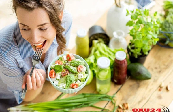 İsti yay günlərində necə qidalanmalı?