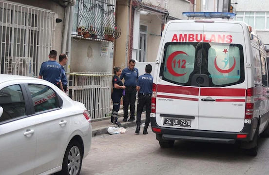 Dəhşətli cinayət:Qadının başını kəsib, evə od vurdular