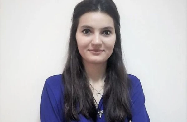 Bu xanım kimyadan maksimum nəticə göstərən ilk müəllimdir