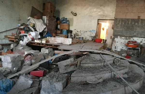 "Gənclik Mərkəzi"ndə çürüyən gənclər