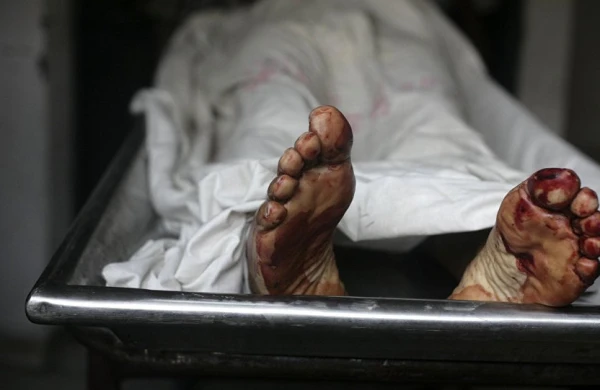 ŞOK olay: Marketin soyuducusundan çürümüş meyit tapıldı