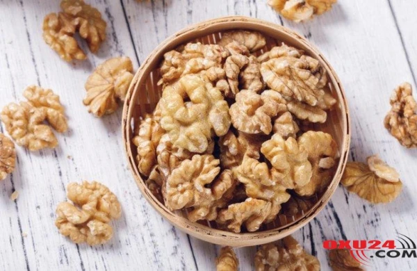 Yüksək təzyiq xəstələri hər gün bu çərəzdən yesin - FAYDASI