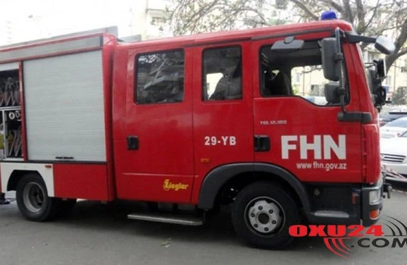 İki azyaşlı liftdə köməksiz vəziyyətdə qald