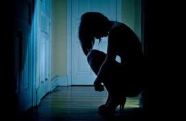 12 yaşlı qız məktəbin tualetində zorlandı - Azərbaycanda iyrənc hadisə