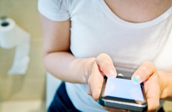 Ayaqyoluna telefonla girənlər mütləq OXUSUN