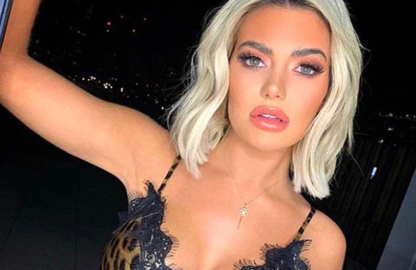 İTV-nin 25 yaşlı gözəli intim əlaqə videosunu paylaşdı - FOTO