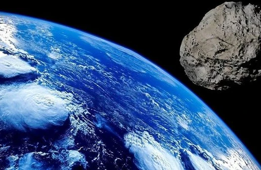 Yerə iki nəhəng asteroid yaxınlaşır