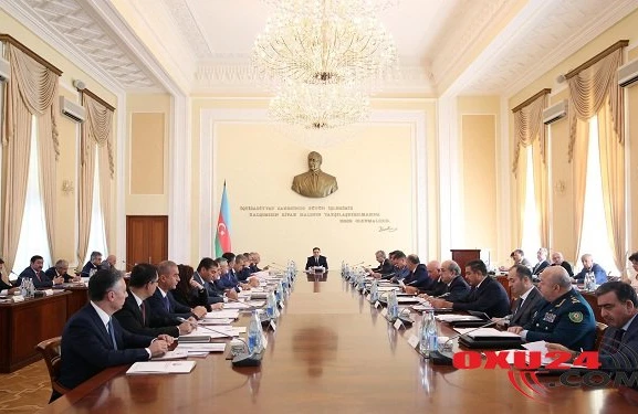 Novruz Məmmədov nazirləri topladı