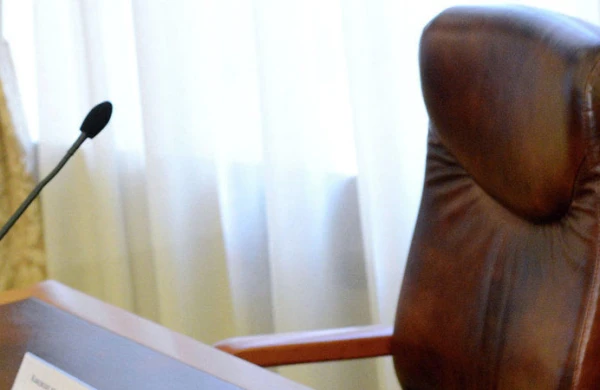 Bakıda məmur iş başında öldü -SON DƏQİQƏ!