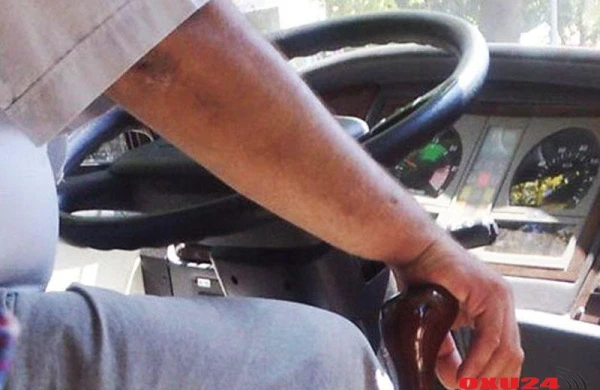 Bakıda sərnişinlər avtobuslardakı mərsiyələrdən narazıdılar