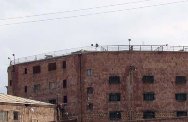 SON DƏQİQƏ! Ermənistanda qiyam başlayıb