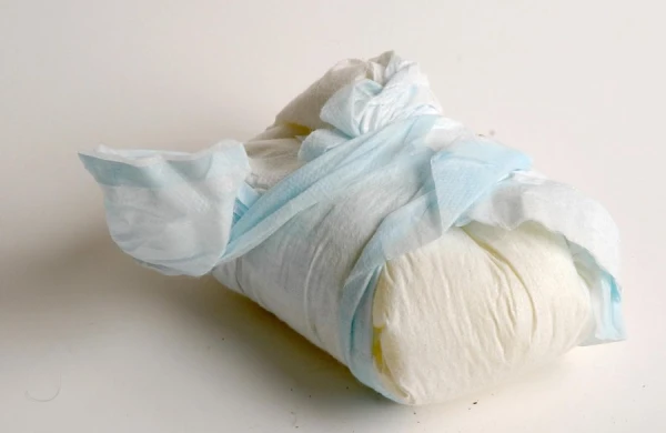 Azərbaycanda işlənmiş, çirkli "pamperslər" əhalidən alınır - "SİRLİ BİZNES" - FOTO