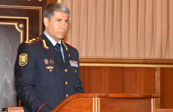 Vilayət Eyvazov 3 rəisi vəzifəsindən kənarlaşdırdı