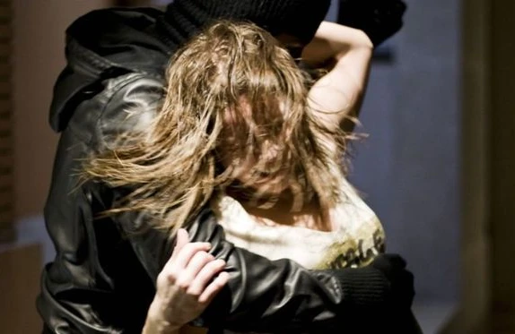 Azərbaycanda 15 yaşlı qız qaçırıldı