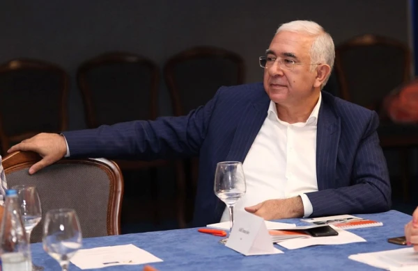 Azərbaycanda ŞOK qərar çıxarıldı: Adil İsmayılova qadağa qoyuldu