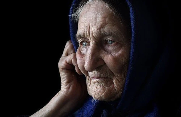 Bakıda 70 yaşlı qadın amansızlıqla qətlə yetirildi - Oğlu şübhəli bilinir