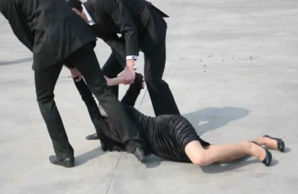 Azərbaycanda 16 yaşlı qızı qaçırıb fiziki qüsurlu şəxslə evləndirmək istədilər - FOTO