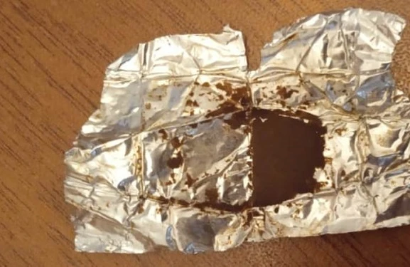 Bakıda yeznə həbsdə olan qaynına heroin gətirib - FOTO