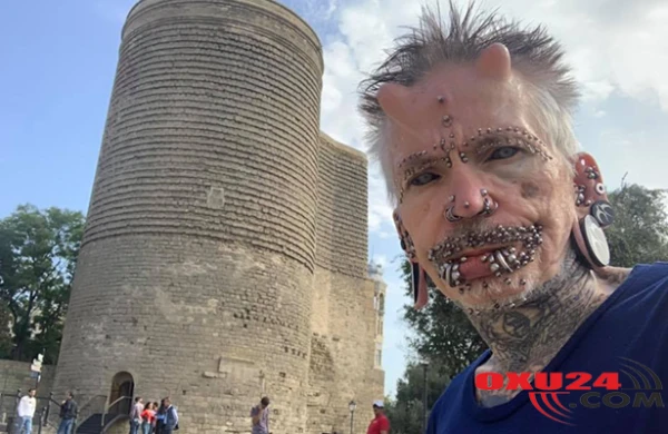 Bakıda diqqətçəkən turist - Dodağında 94 pirsinq var - FOTO