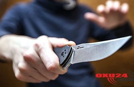 Metroda gənc oğlan bıçaqlandı