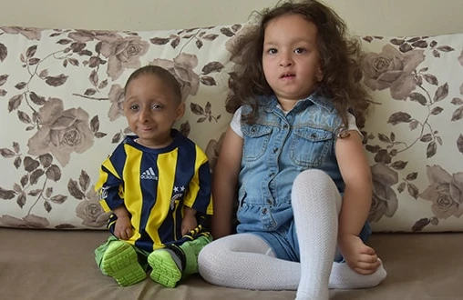 14 yaşı olsa da cəmi 4 kiloqramdır