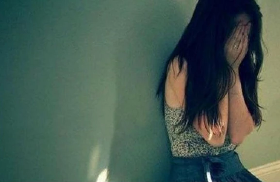 Azərbaycanda DƏHŞƏT: Yolun kənarından qızın meyiti bu halda tapıldı