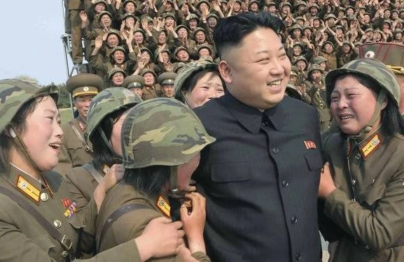 Şimali Koreya haqda şok faktlar: Xarici verlişə baxan və telefonla zəng edən edam olunur