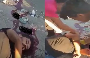 Şok görüntü: Mitinqə çıxan adamlar snayperlə vuruldu