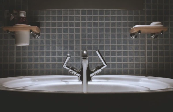 Yeni bağırsaq supermikrobu yayılır – Yalnız bu şəxslər qoruna biləcək