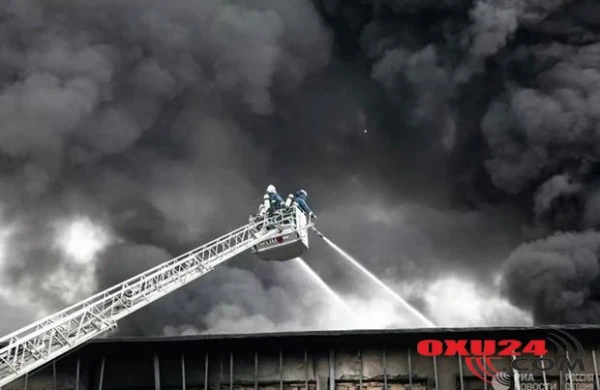 Ermənistanda parlament binası yanır